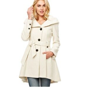 EUC Steve Madden ivory almond hooded coat - M